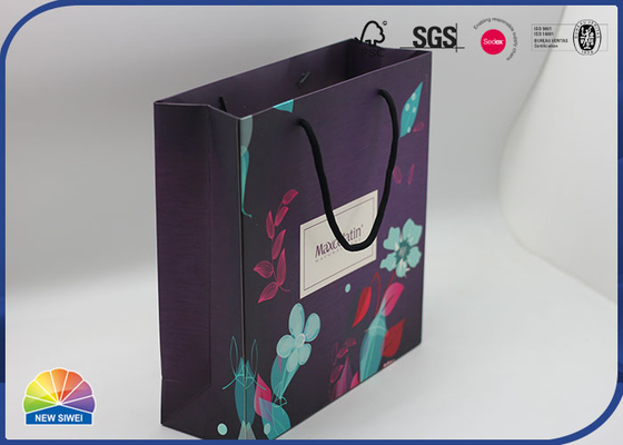 4C Printed Paper Packaging Special Bag Matte Lamination With Nylon Handle