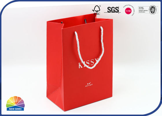 Matte Lamination 250gsm Coated Paper Gift Bags With PP Handle