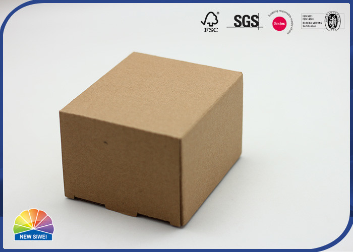 Cardboard Corrugated Packaging Box Three Layer Papers Tuck Top Flats For Metalized Boxes