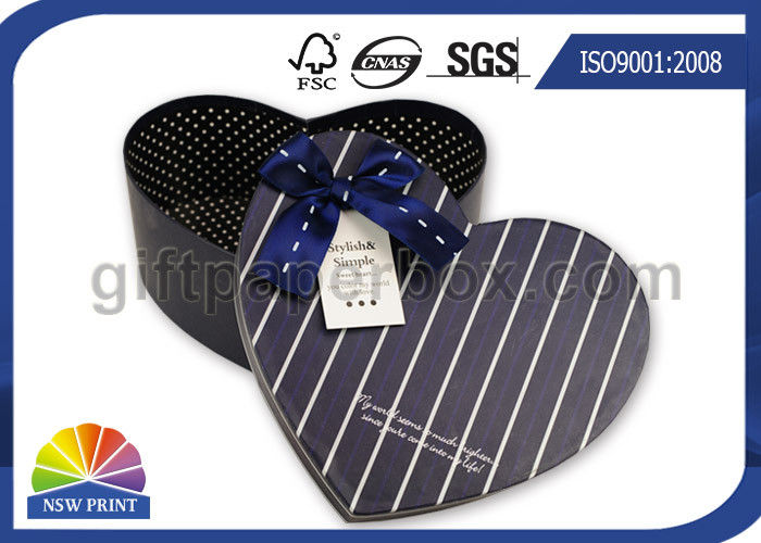 Fancy Heart Shaped Paper Gift Box For Women , Jewellery Packaging Box With Ribbon